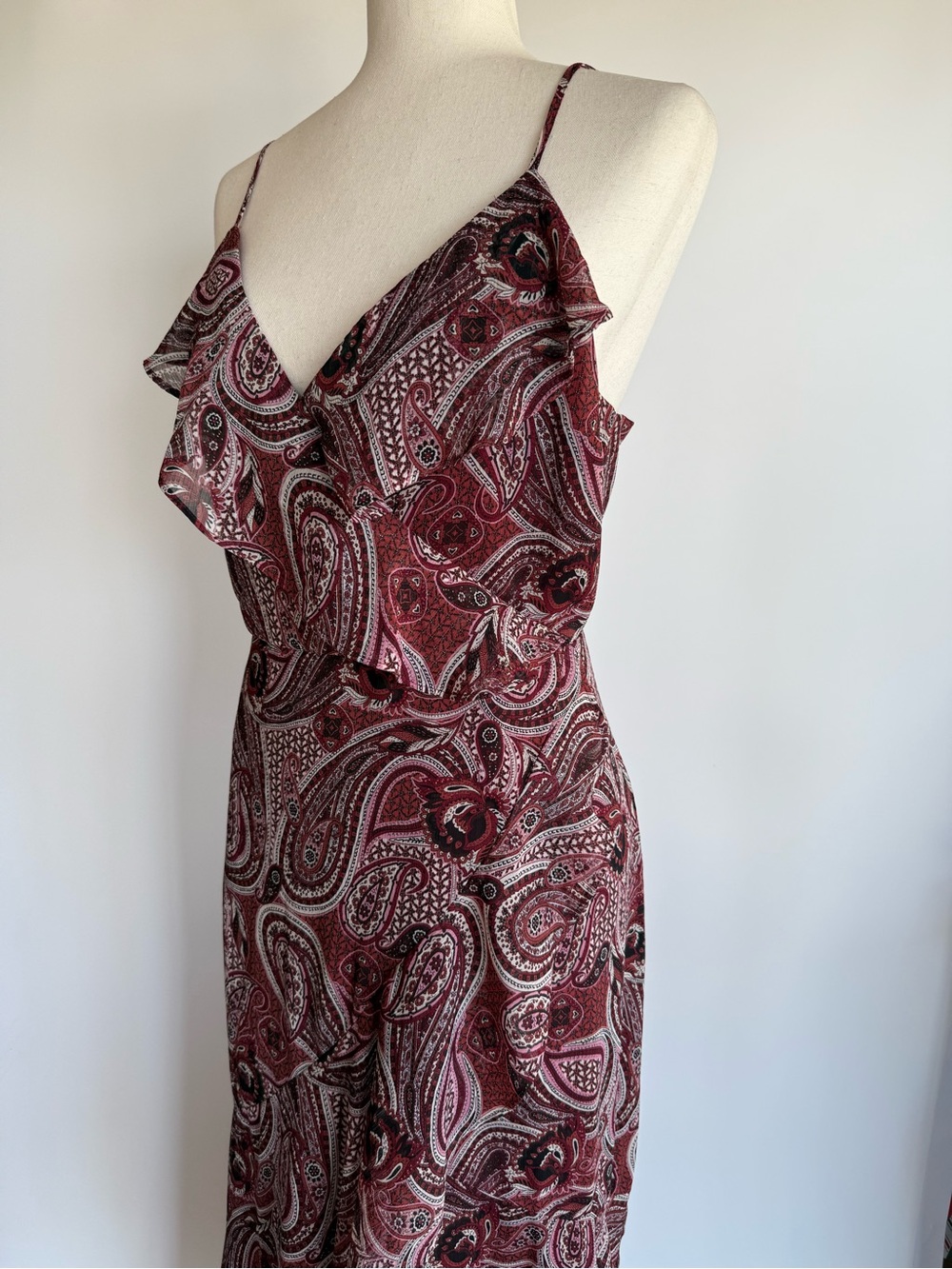 Express Paisley Ruffle Maxi Dress Red Ruffle V-Neck Spaghetti Strap Large - Picture 15 of 15